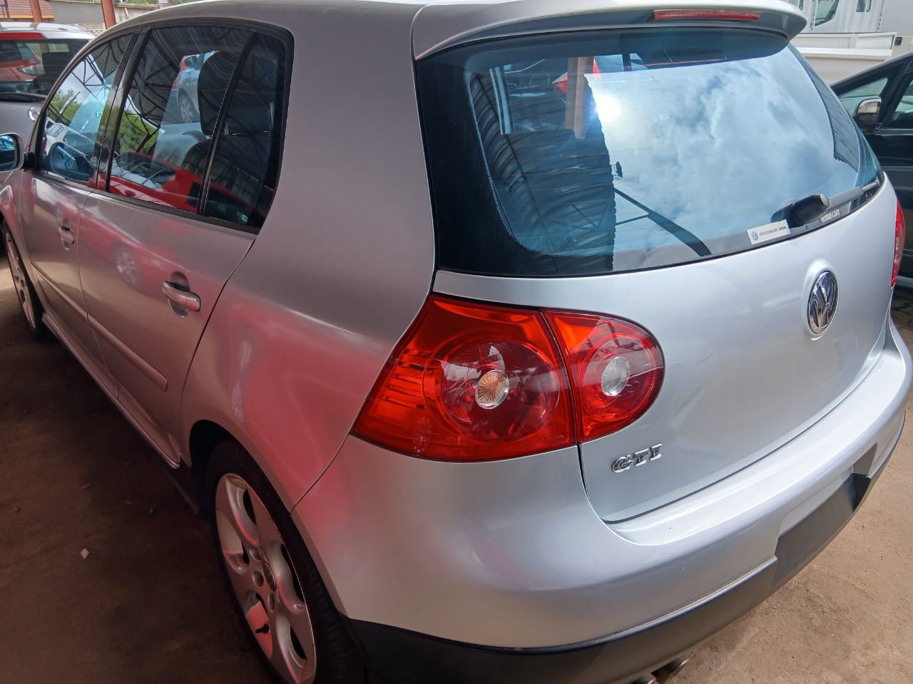 VW GOLF 5  
